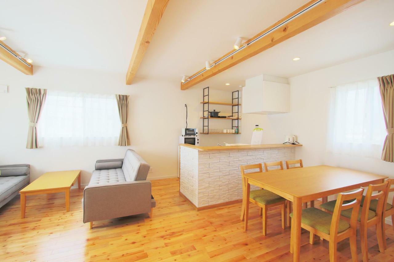 Villas Waraku Фуджийошида Екстериор снимка